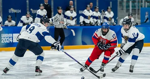 Tim Hoki Es London Inggris